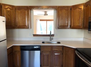 9 De Marchis Dr #9, Shelton, CT 06484