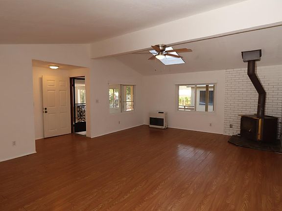 4th image of 2952 9th Street