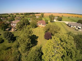 3385 W Nettle Creek Dr, Morris, IL 60450