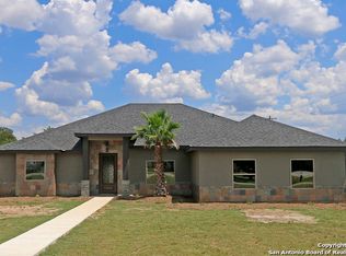 117 N Star, Bandera, TX 78003