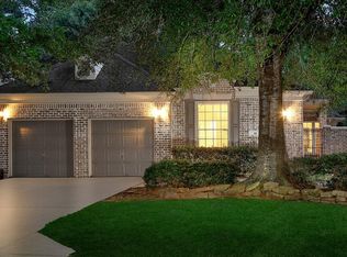 55 W Palmer Bnd, Spring, TX 77381