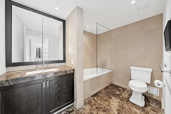 Sold by NY NY Condo, Inc | media 16