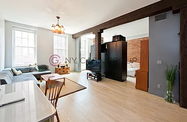 Rented by NY Casa Group