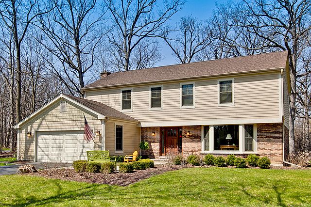 1st image of 912 Bruce Ct