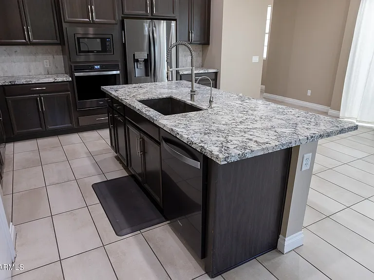 2462 E Lovebird Ln — Photo 14