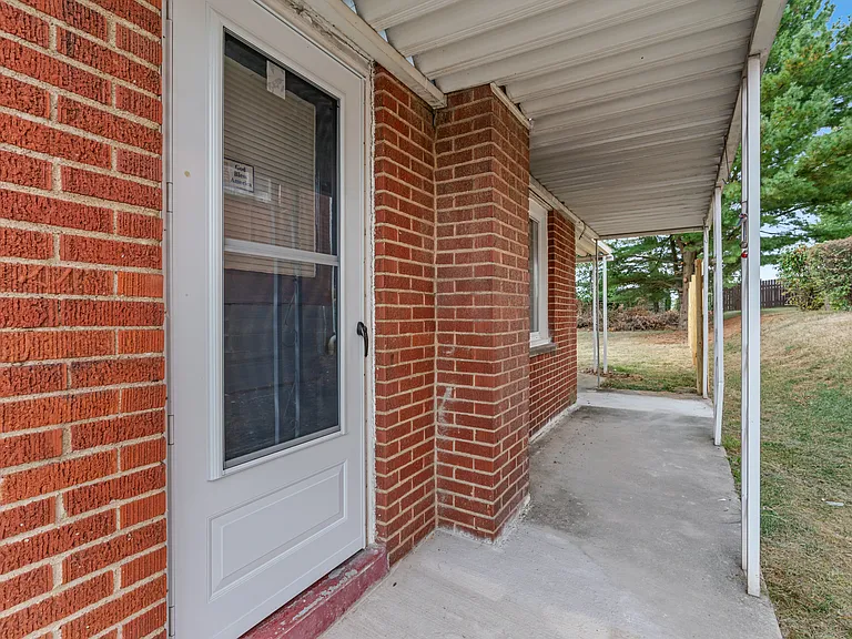 6355 Crestview Dr — Photo 18
