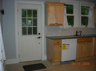 129 Winn St, Woburn, MA 01801