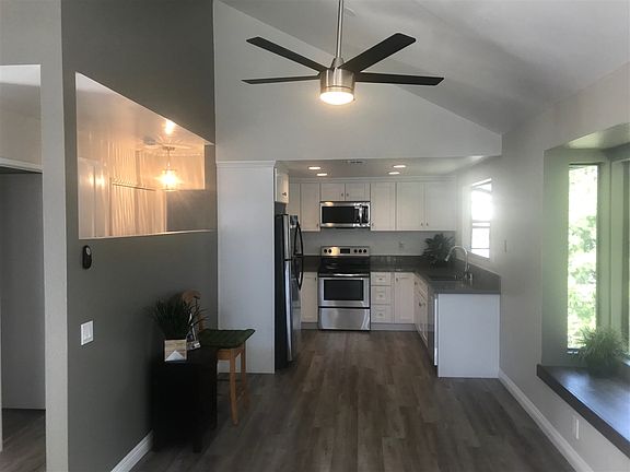 4th image of 8622 Lemon Ave Unit 9