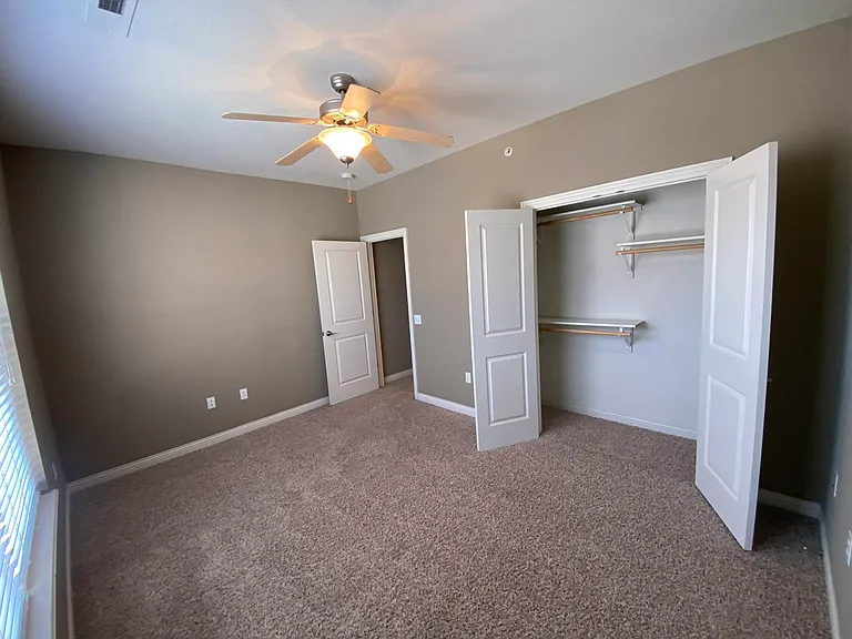 4100 W Worley St #7 — Photo 6