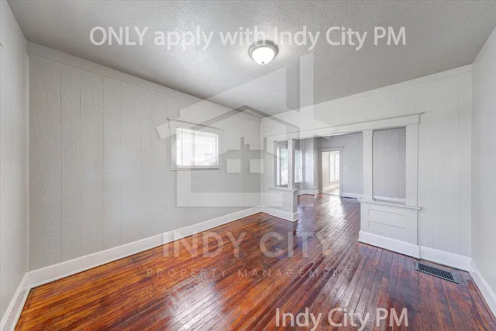 4 bed, 1.0 bath, 1174 sqft, $1,550 — Photo 3