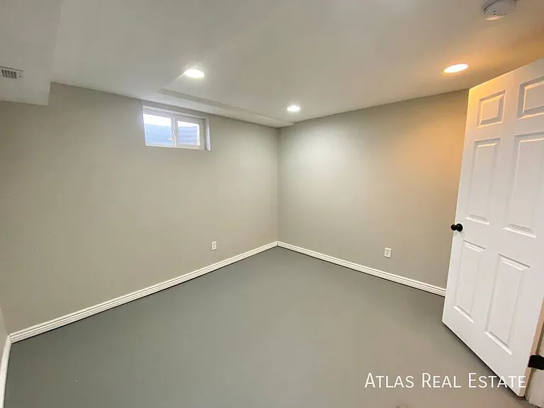 1885 Nueva Vista Dr — Photo 20
