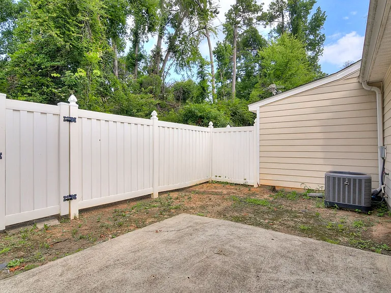 306 Evans Lake Way — Photo 24