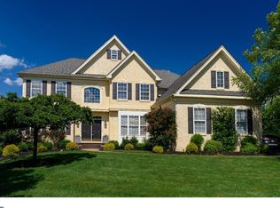 156 Candlewyck Dr, Avondale, PA 19311