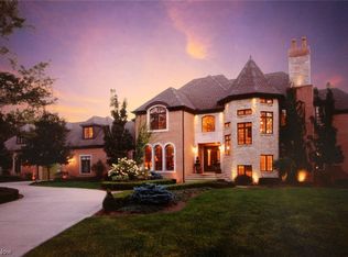 32381 Walker Rd, Avon Lake, OH 44012