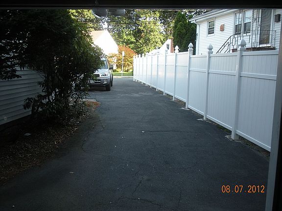 driveway length fence