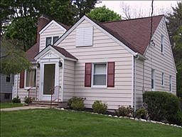2nd image of 17 Dawson Ave