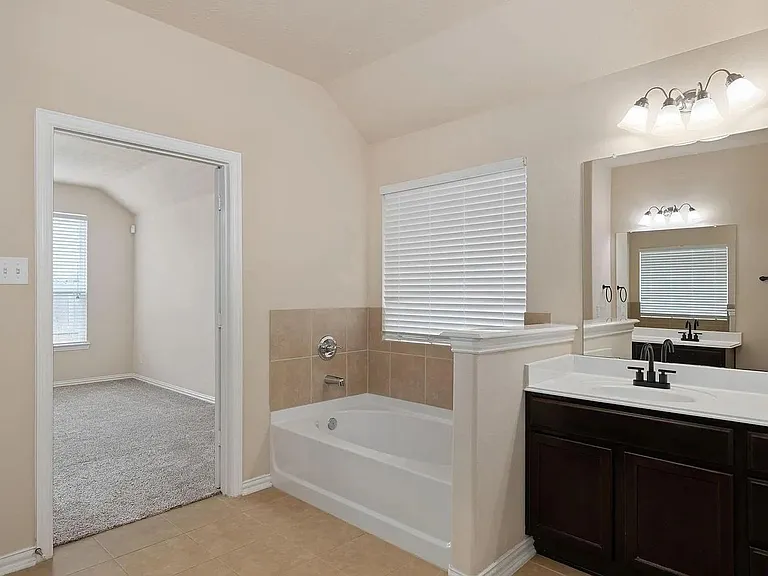 16007 David Hill Ln — Photo 22