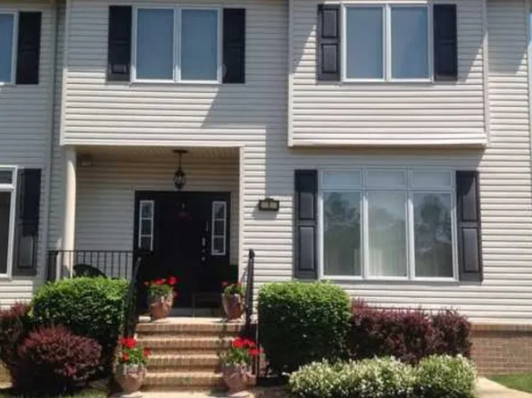 1 Windermere Street, Lakewood, NJ 08701