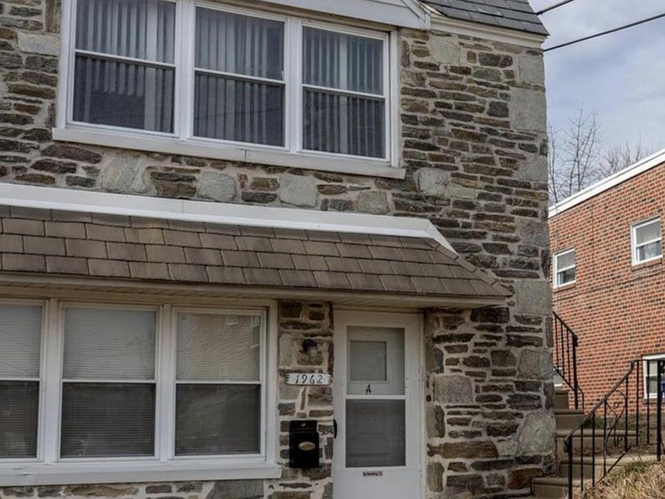 1st image of 1962 Goodnaw St #1