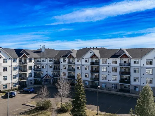 100 N Lakeway Blvd #114, Sylvan Lake, AB T4S 0A4