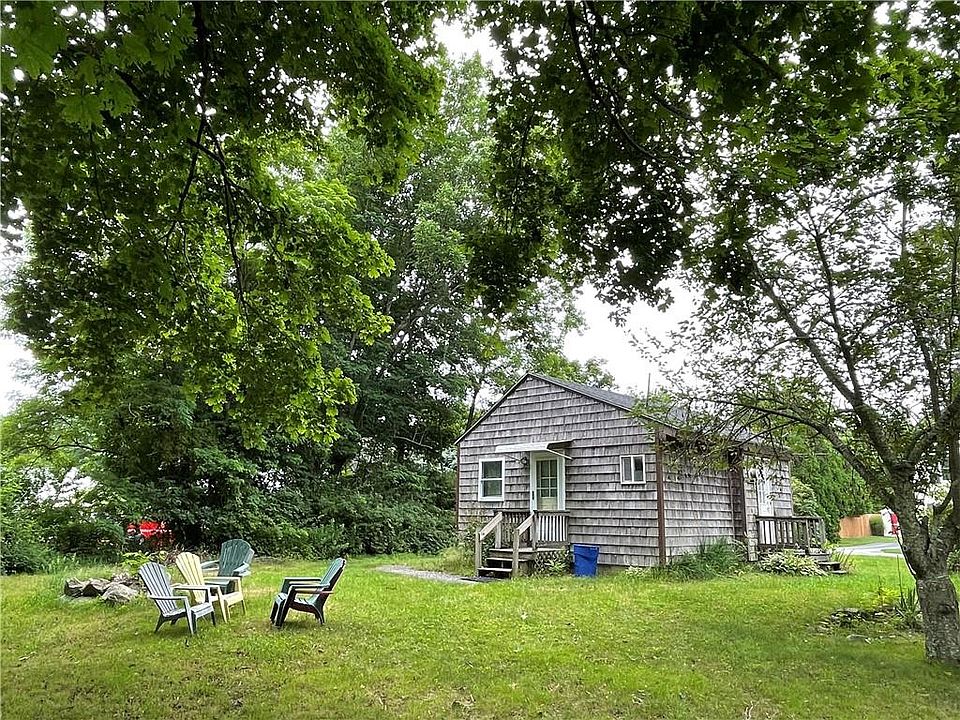 2nd image of 128 B Rodman St