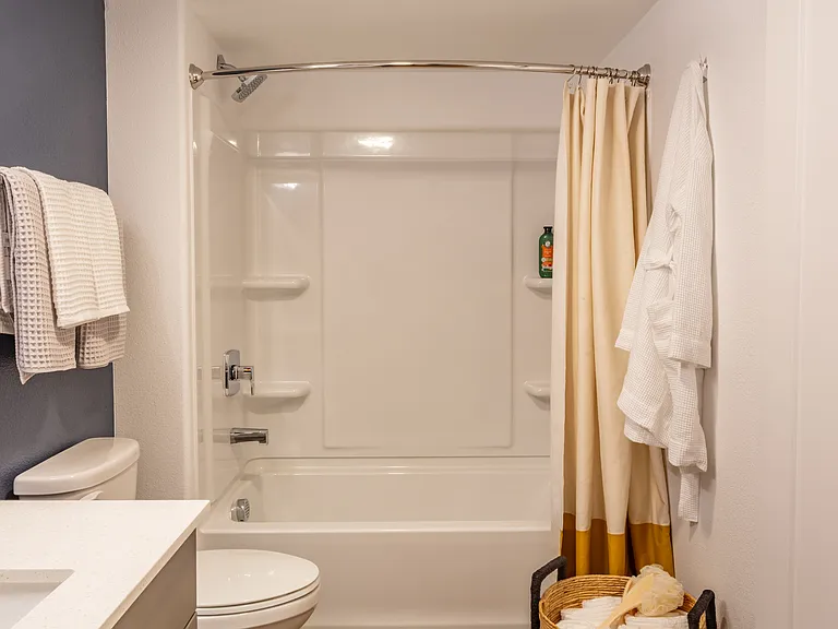 The Quinn Apartments — Photo 14