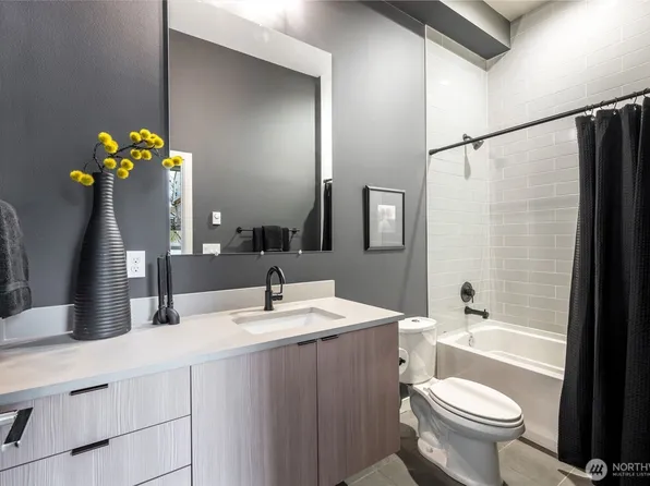 2515 A E Yesler Way, Seattle, WA 98122