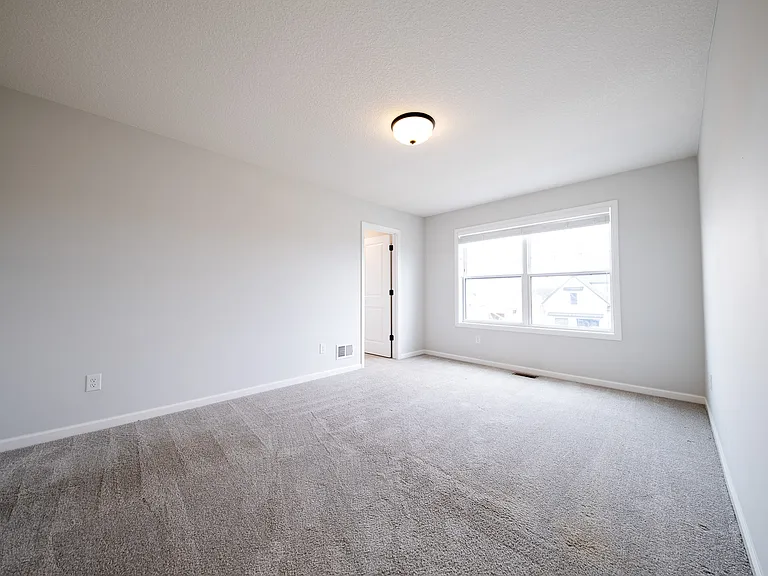 3849 Thrush St — Photo 38
