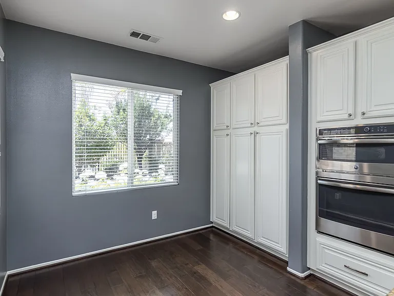 28031 Alta Vista Ave — Photo 12