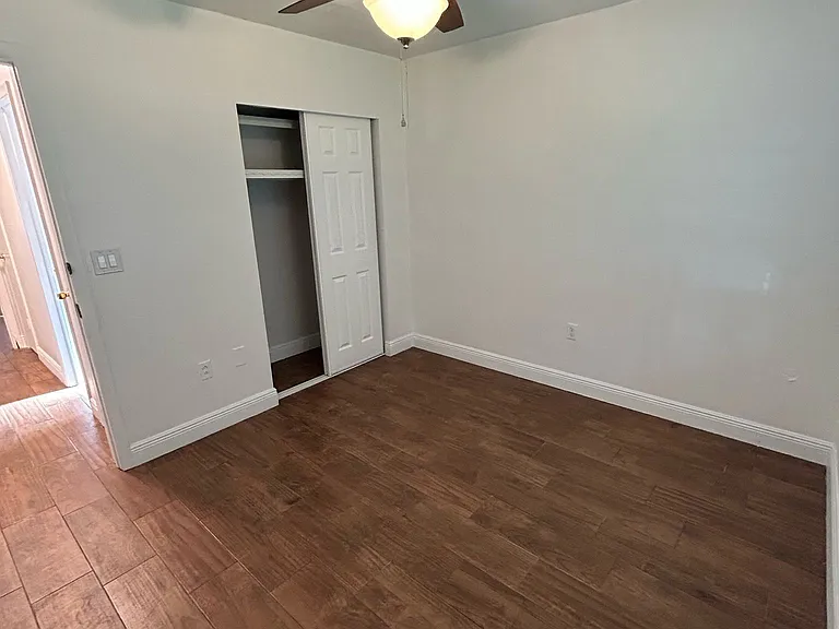 7334 Filbert Ln — Photo 16