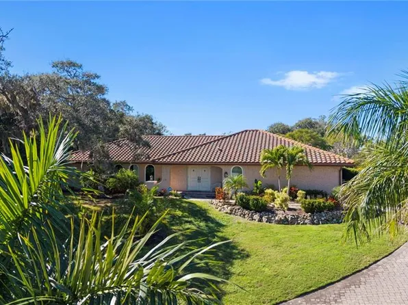 810 Scott DR, MARCO ISLAND, FL 34145