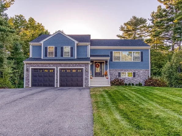 203 Bluejay Ln, East Taunton, MA 02718