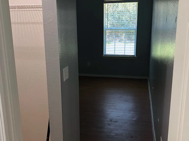 5377 Chatham Ave #E — Photo 19