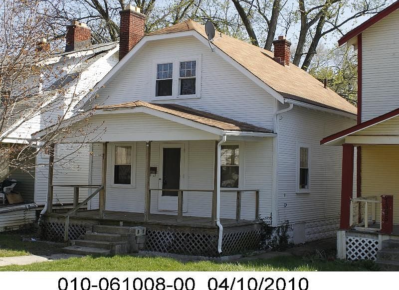2nd image of 1399 E Blake Ave