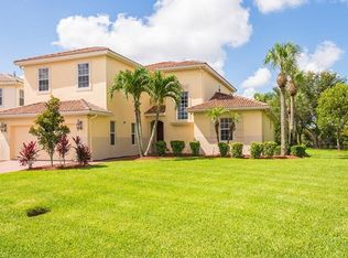 12072 Ledgewood Cir, Fort Myers, FL 33913