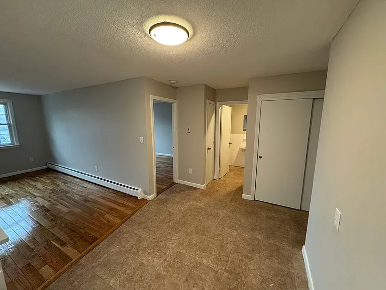 50 Danbury Dr #22 — Photo 9
