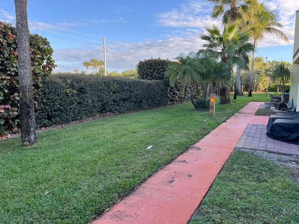2703 N Highway A1a Unit I, Fort Pierce, FL 34949