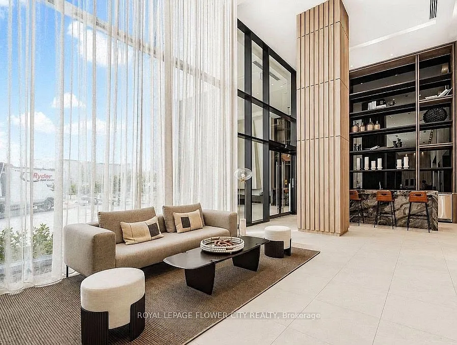 2 bed, $2,600 — Photo 2