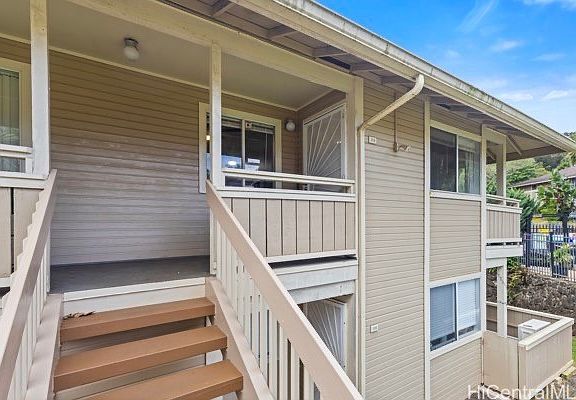 2nd image of 95-510 Wikao St APT B206
