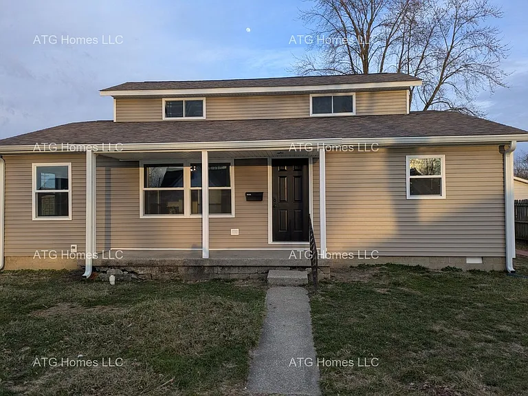 1006 N Carver St — Photo 9