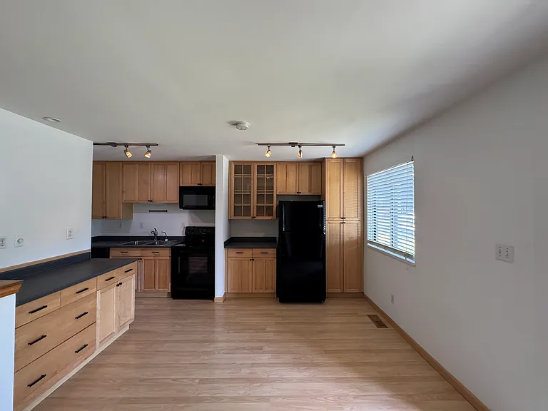 7300 Bluewater Dr #5 — Photo 5