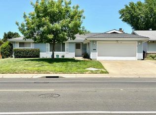 2424 Zinfandel Dr, Rancho Cordova, CA 95670
