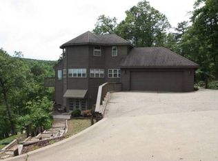 22 Dearhurst Rd, Rogers, AR 72756