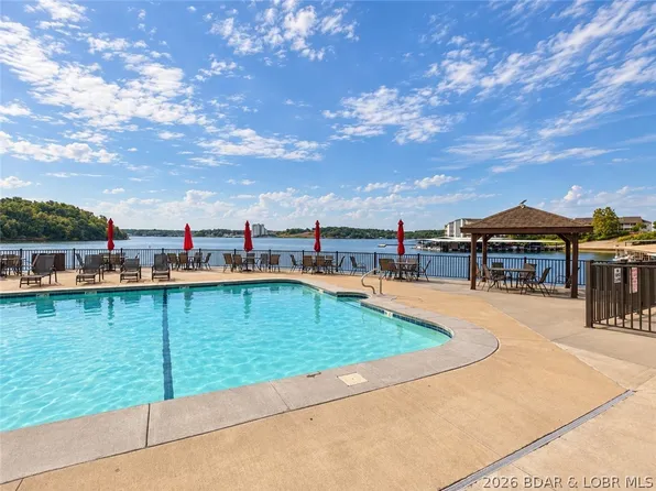 217 Southwood Shores Pl #1A, Lake Ozark, MO 65049