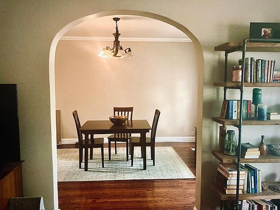 5th image of 2440 N Hamlin Ave APT 1A