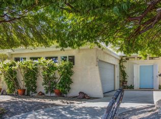 695 S Thornhill Rd, Palm Springs, CA 92264