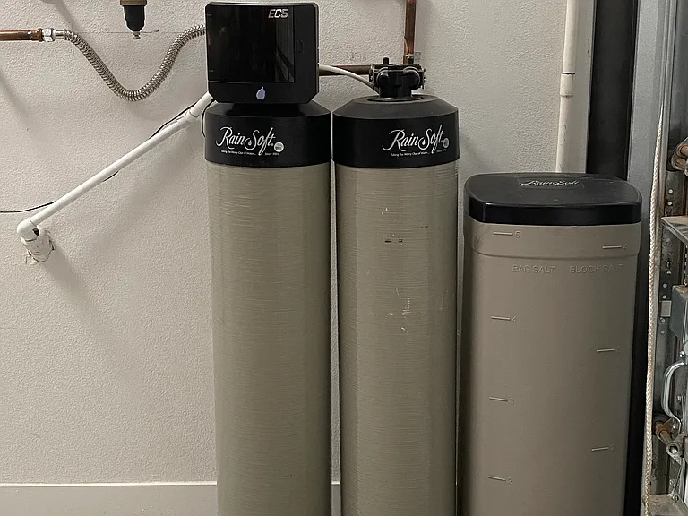 Whole-home RainSoft water softener/filtration system included for cleaner, better-quality water throughout the home. Includes reverse osmosis and alkaline water are your kitchen sink as much as you whenever you want .