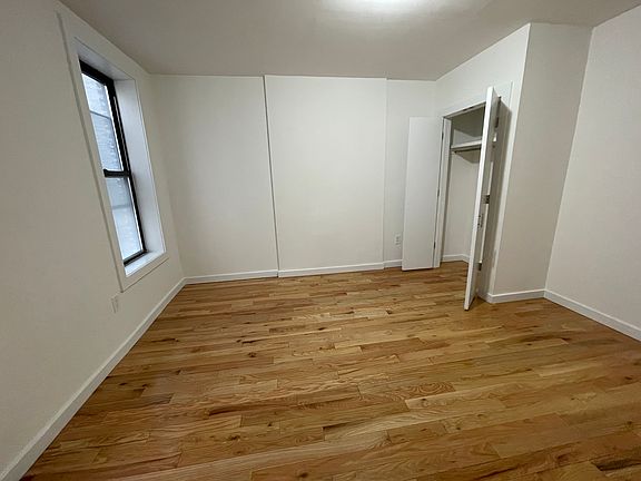 4th image of 214 W 92nd St Floor 5