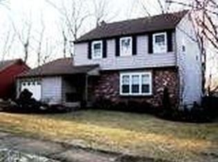19 Bedford Ter, Turnersville, NJ 08012