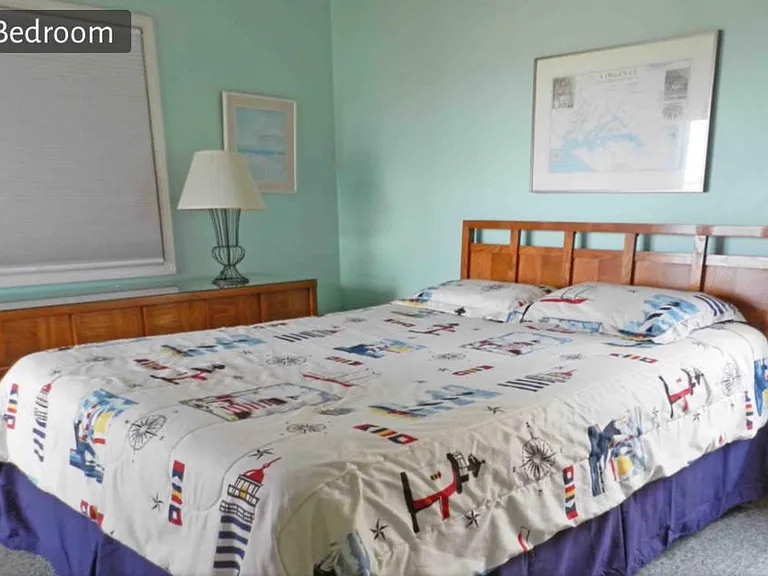 Queen Bed Master Bedroom